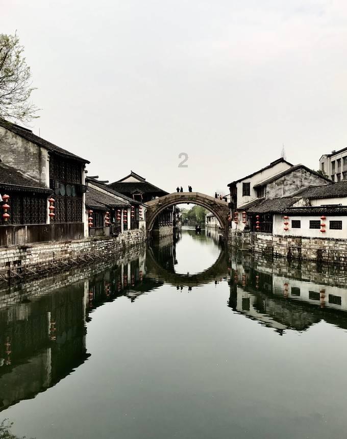 跳独舞《孔雀飞来》可以穿那种大裙摆的服装吗？需要什么道具？需注意哪些细节？游戏画面